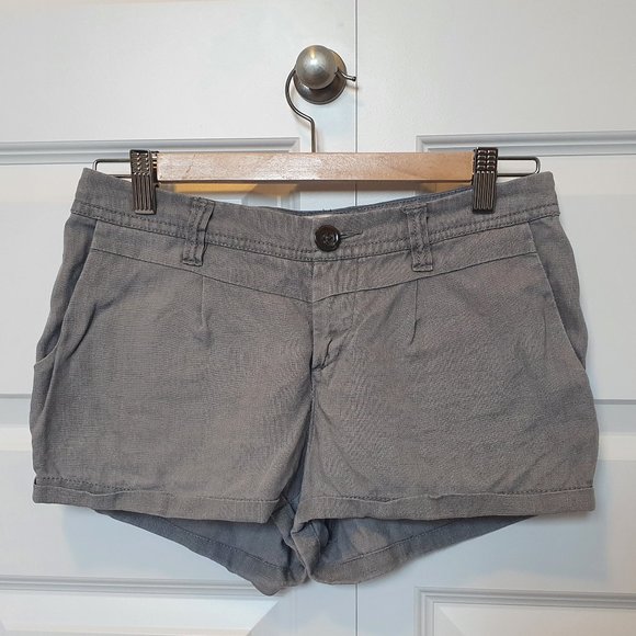 twik - grey shorts (size 3) - Picture 1 of 3